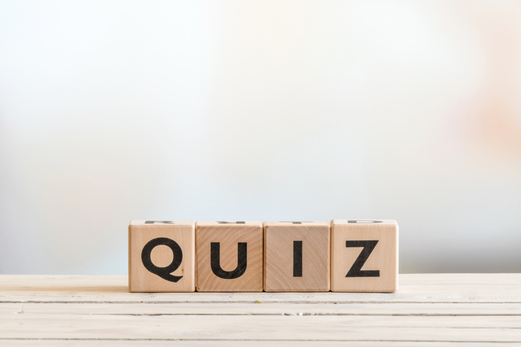 Cube écrivant le mot "quizz"